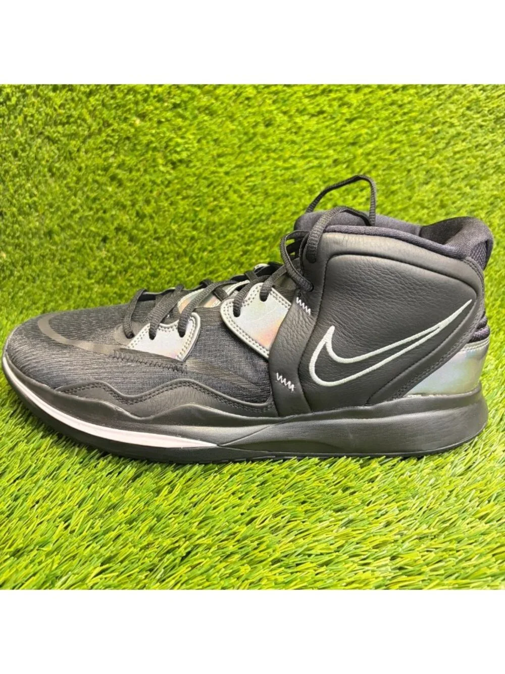 Nike Kyrie Infinity Mens Size 15 Black Silver Athletic Basketball Shoes Sneakers